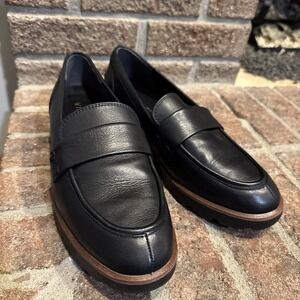 Vionic Women's Black Leather Cleo Loafers Size 8 #398
